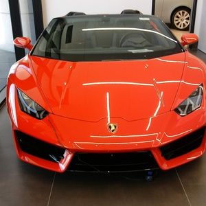 Meet your Posher, Travis